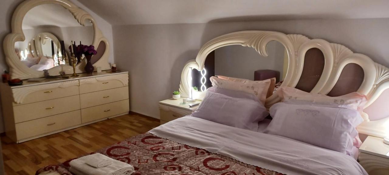 Casa Irina Villa Piatra Neamţ Dış mekan fotoğraf